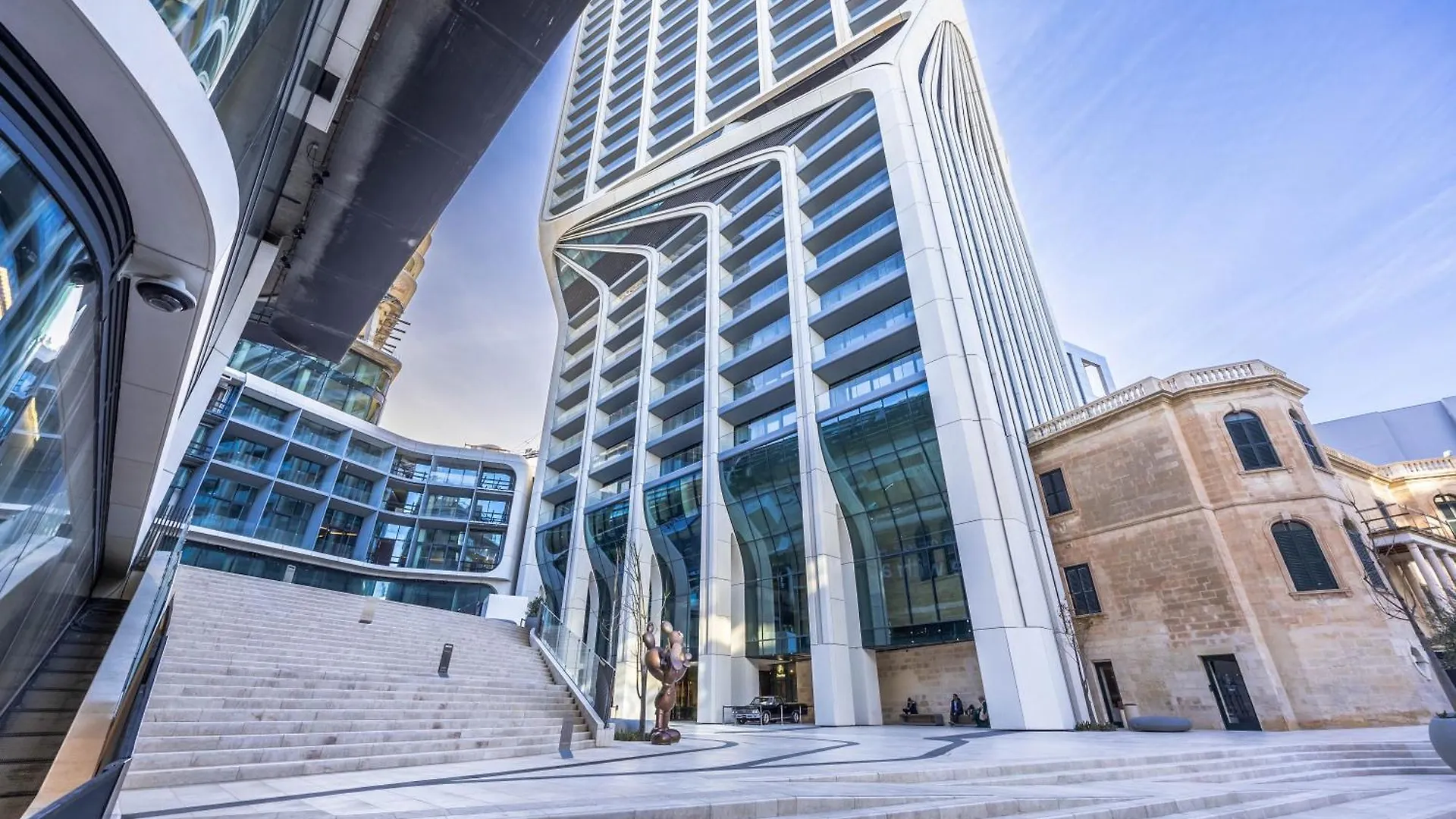 Vista Suites In Apartment In Mercury Towers Saint Julian's マルタ