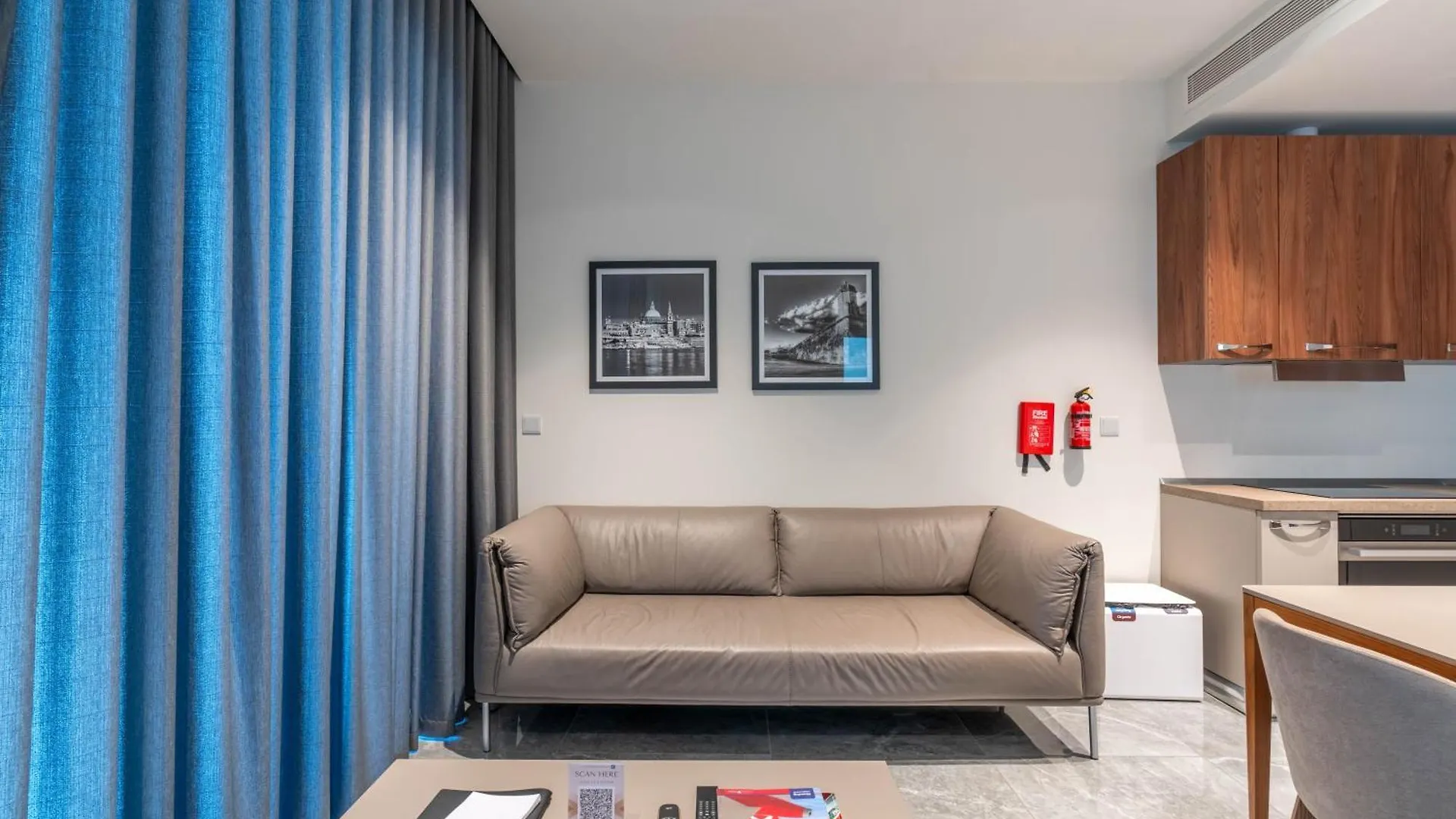 Vista Suites In Apartment In Mercury Towers Saint Julian's